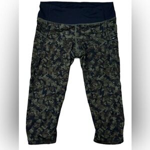 Lululemon Run Top Speed Crop Leggings | Jungle Fatigue Camo | Size 6